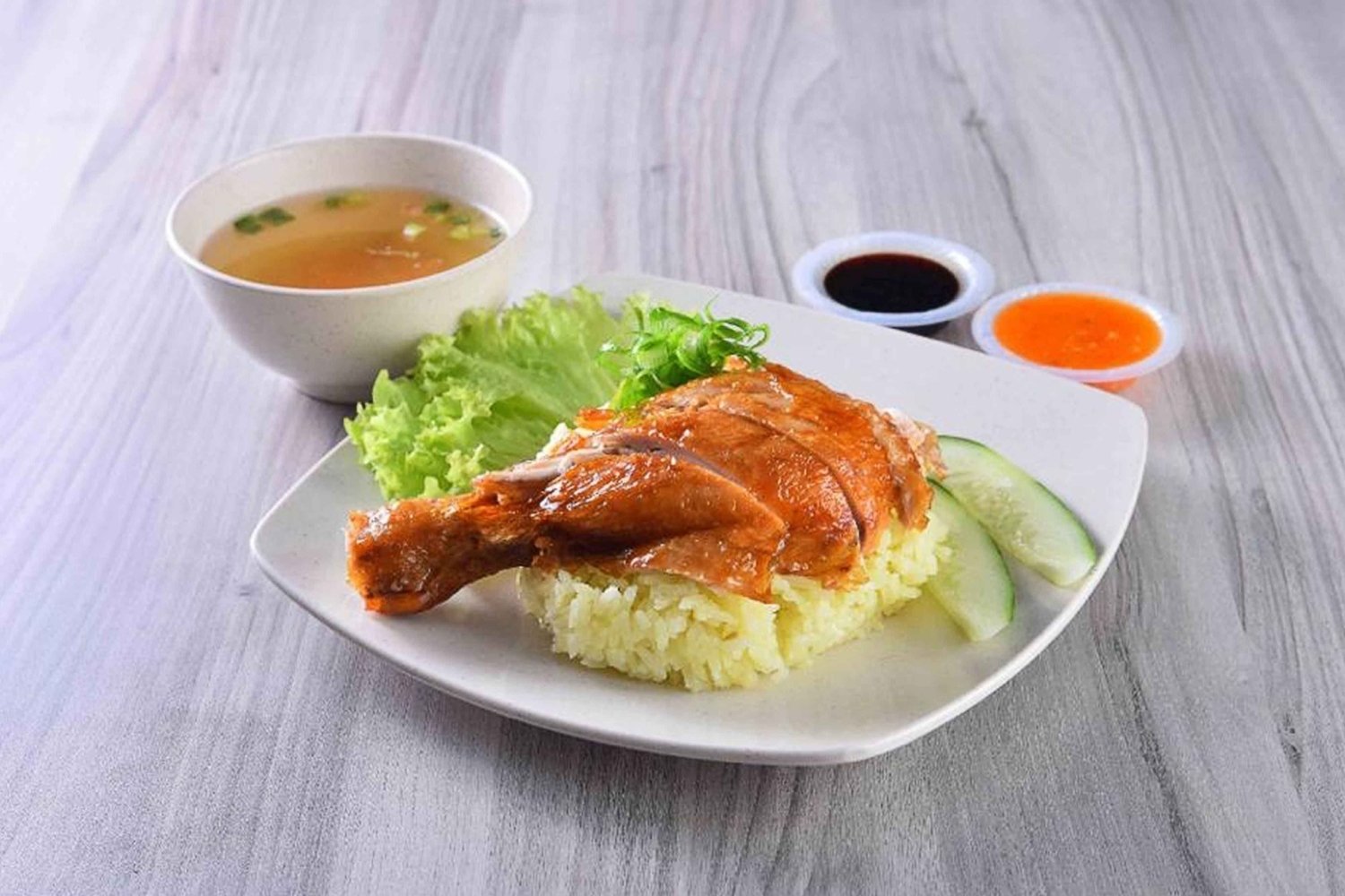 Nasi Ayam: Sajian Nikmat yang Selalu Menjadi Pilihan Utama