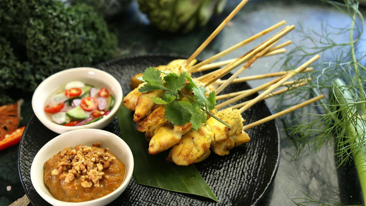 Sate Ayam Hidangan Favorit dengan Aroma Khas Panggang